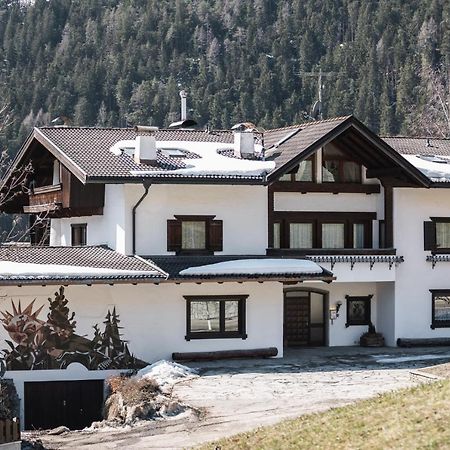 Kronplatz Lodge Dolomites San Vigilio Di Marebbe Esterno foto